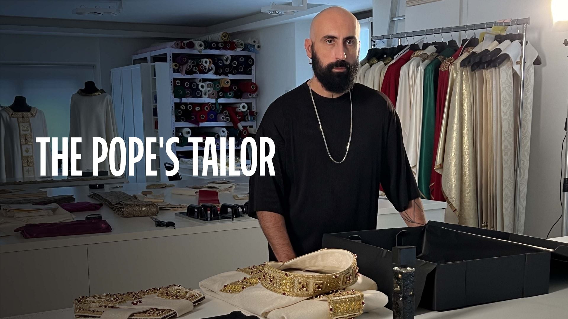 ARTE Regards - Le couturier du pape